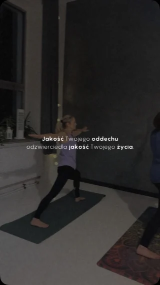 Jakość Twojego oddechu odzwierciedla jakość Twojego życia.

Krótki, spięty oddech to często odbicie napięcia, pośpiechu i stresu. 

Głęboki, spokojny oddech to spokojniejszy umysł i spokojniejsze życie.

Zacznij dziś - jeden świadomy oddech na raz.

#oddech #pranajama #joga #motywacja #mindfulness yogalife